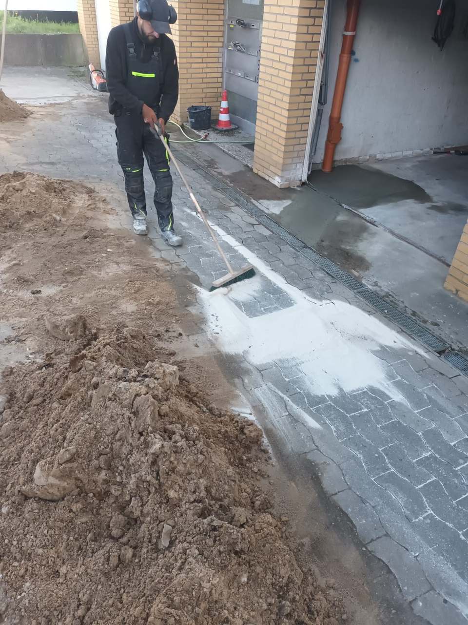 Hochdruckspülung und Reinigungsarbeiten in Garbsen